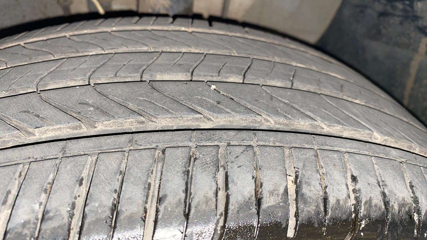2014 Hyundai Elite i20 ASTA 1.2, Petrol, Manual, 53,704 km, Right Front Tyre Tread