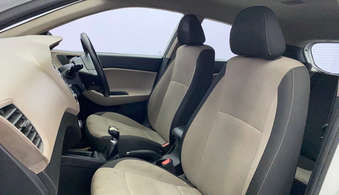 2014 Hyundai Elite i20 ASTA 1.2, Petrol, Manual, 53,704 km, Right Side Front Door Cabin