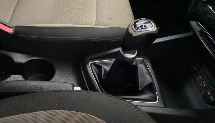 2014 Hyundai Elite i20 ASTA 1.2, Petrol, Manual, 53,704 km, Gear Lever