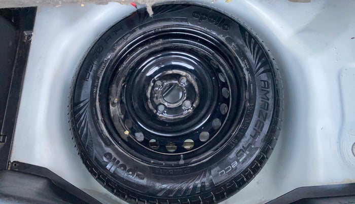 2015 Maruti Swift VXI, Petrol, Manual, 73,731 km, Spare Tyre