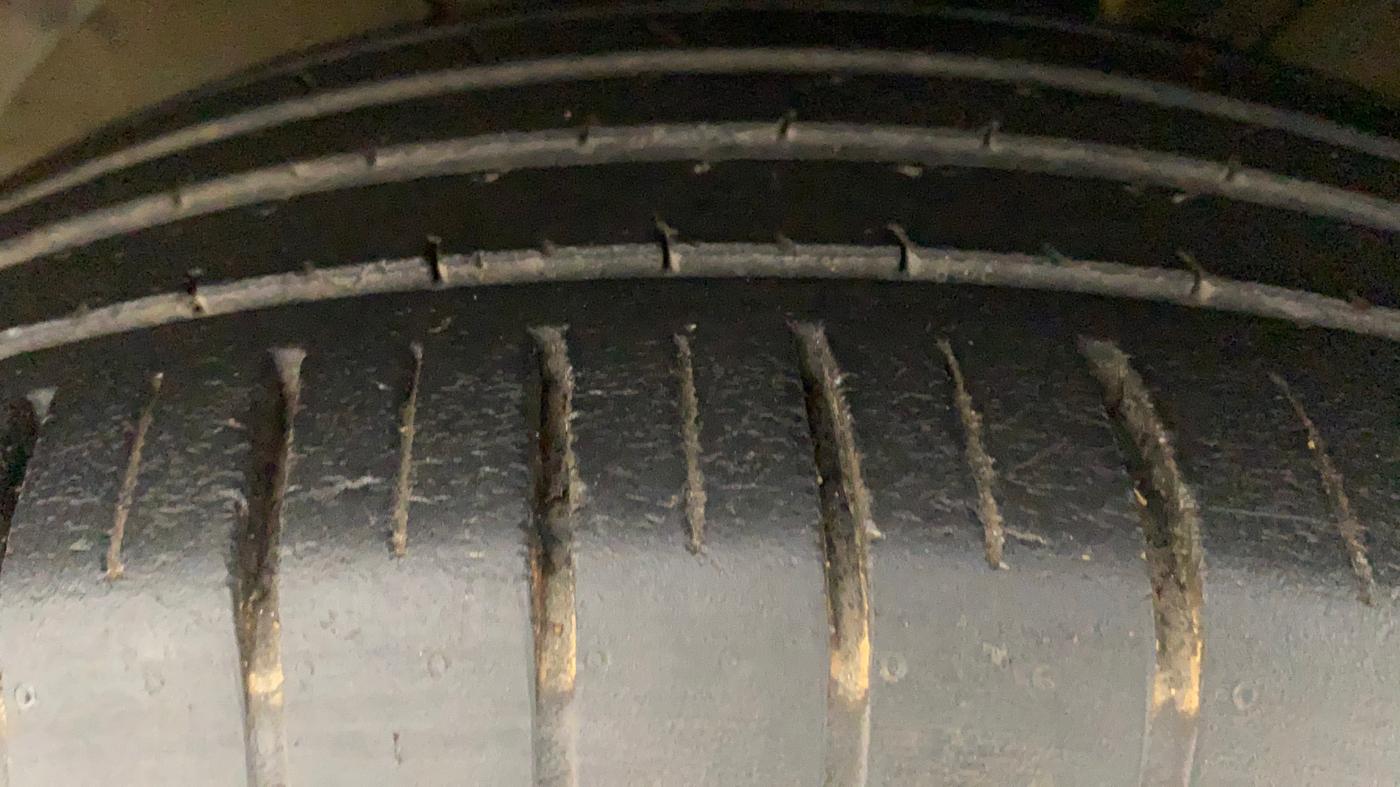 2021 Maruti Baleno ZETA CVT PETROL 1.2, Petrol, Automatic, 57,848 km, Left Front Tyre Tread