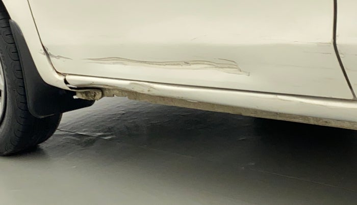 2011 Toyota Etios G SP, Petrol, Manual, 85,947 km, Left running board - Slightly dented