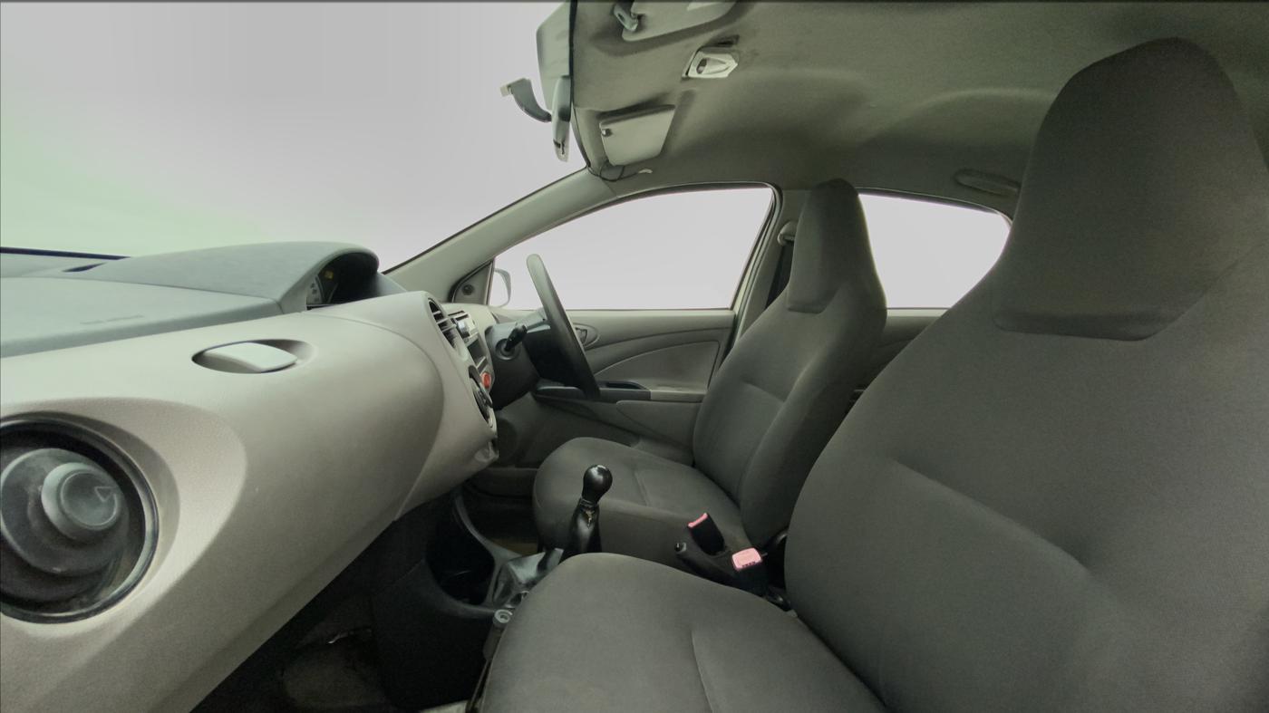 2011 Toyota Etios G SP, Petrol, Manual, 85,947 km, Right Side Front Door Cabin