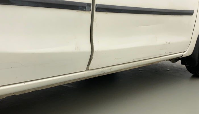 2011 Toyota Etios G SP, Petrol, Manual, 85,947 km, Right running board - Slightly dented