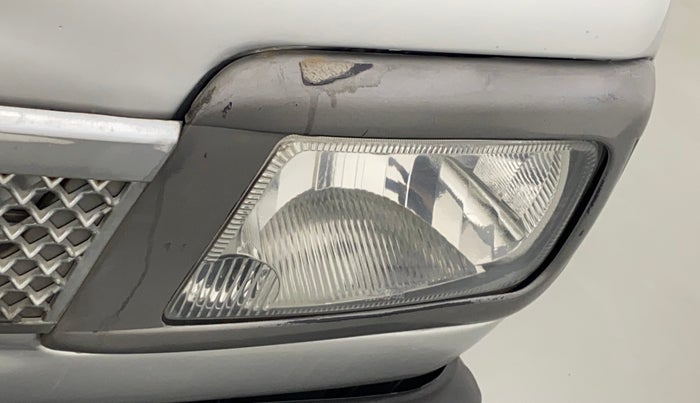 2015 Maruti Omni 5 STR, Petrol, Manual, 56,292 km, Left headlight - < 2 inches,no. = 2
