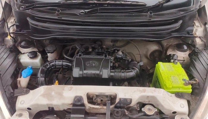 2017 Hyundai Eon SPORTZ, Petrol, Manual, 50,718 km, Engine View