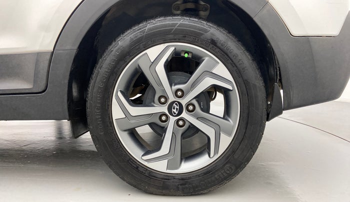 2018 Hyundai Creta SX AT 1.6 DIESEL, Diesel, Automatic, 1,05,405 km, Left Rear Wheel