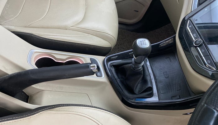 2021 MG HECTOR SHARP 2.0 DIESEL, Diesel, Manual, 98,703 km, Gear Lever