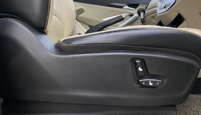 2021 MG HECTOR SHARP 2.0 DIESEL, Diesel, Manual, 98,703 km, Driver Side Adjustment Panel