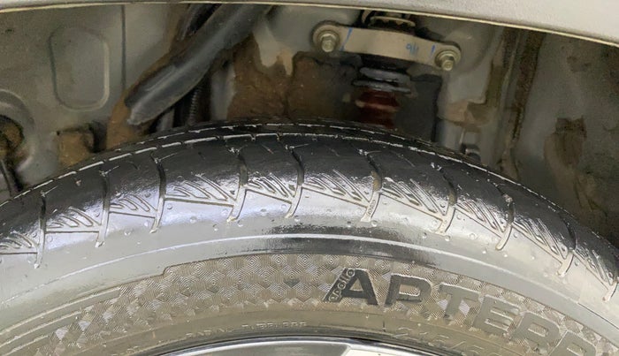 2022 Hyundai ALCAZAR 2.0 SIGNATURE (O) AT 7STR, Petrol, Automatic, 39,464 km, Left Rear Tyre Tread