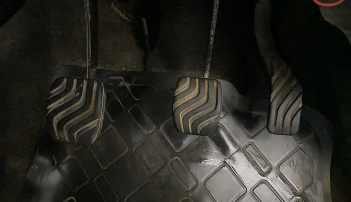 2018 Datsun Redi Go A, Petrol, Manual, 17,765 km, Pedals