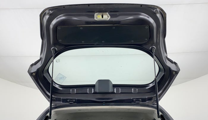 2017 Maruti Alto K10 LXI CNG (AIRBAG), CNG, Manual, 96,193 km, Boot Door Open