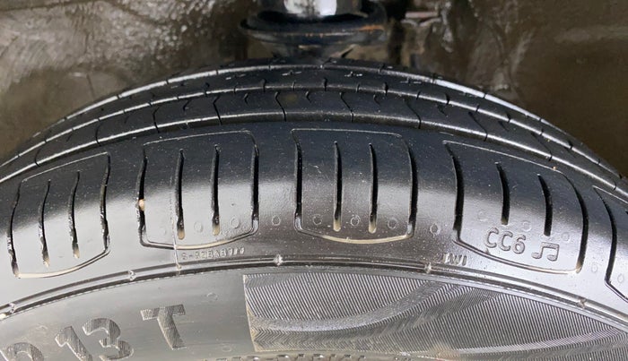 2017 Maruti Alto K10 LXI CNG (AIRBAG), CNG, Manual, 96,193 km, Left Front Tyre Tread