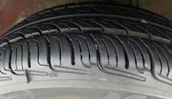 2012 Maruti Alto K10 VXI, Petrol, Manual, 51,253 km, Left Front Tyre Tread
