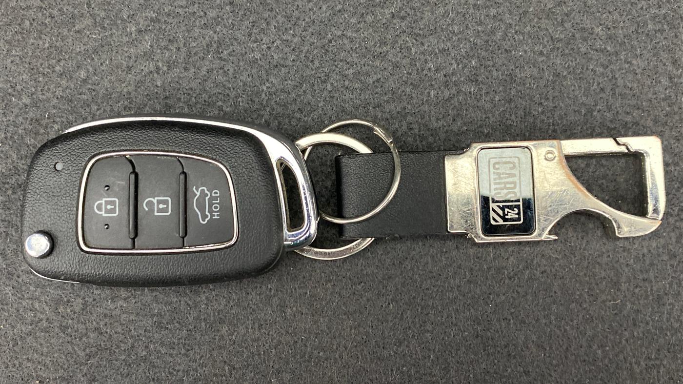 2020 Hyundai GRAND I10 NIOS SPORTZ PETROL, Petrol, Manual, 23,564 km, Key Close Up