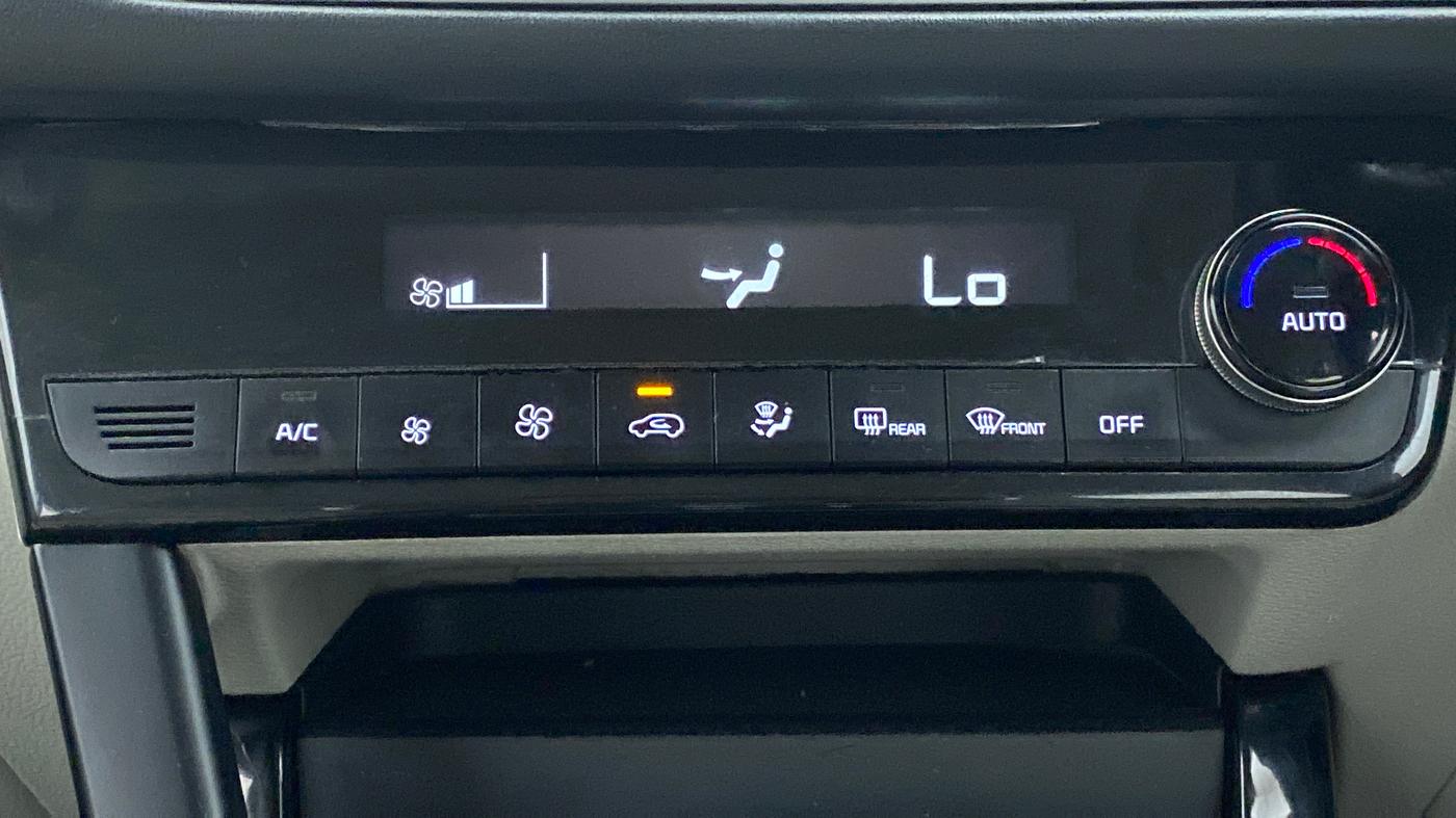 2020 KIA SELTOS HTX 1.5 PETROL MT, Petrol, Manual, 31,348 km, Automatic Climate Control