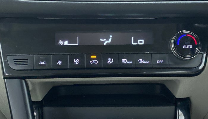 2020 KIA SELTOS HTX 1.5 PETROL MT, Petrol, Manual, 31,348 km, Automatic Climate Control