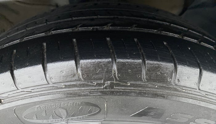 2020 KIA SELTOS HTX 1.5 PETROL MT, Petrol, Manual, 31,348 km, Right Front Tyre Tread