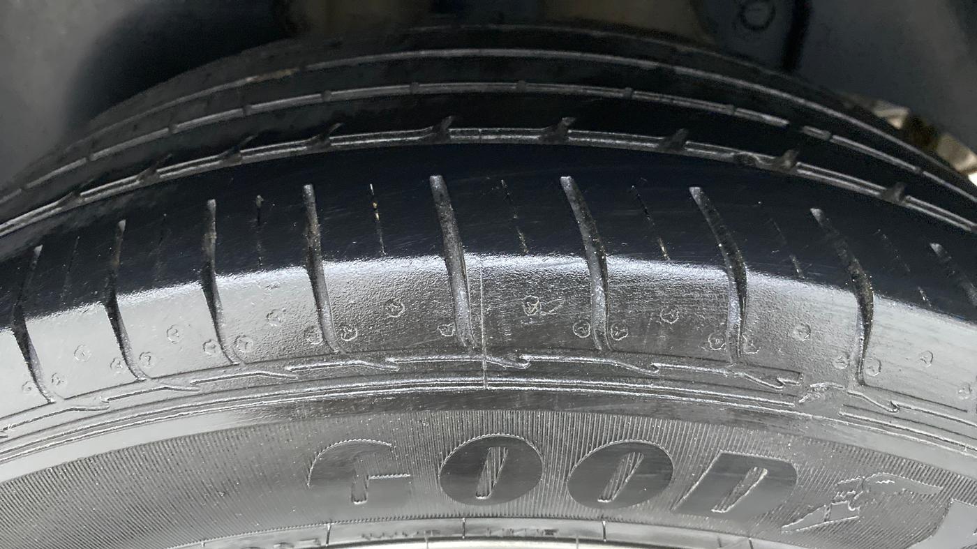 2020 KIA SELTOS HTX 1.5 PETROL MT, Petrol, Manual, 31,348 km, Left Rear Tyre Tread