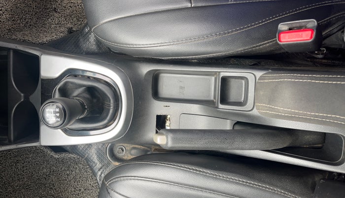 2019 Honda WR-V 1.2L I-VTEC VX MT, Petrol, Manual, 55,913 km, Gear Lever