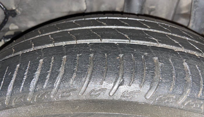 2023 Tata Tiago XT CNG, CNG, Manual, 52,481 km, Left Rear Tyre Tread