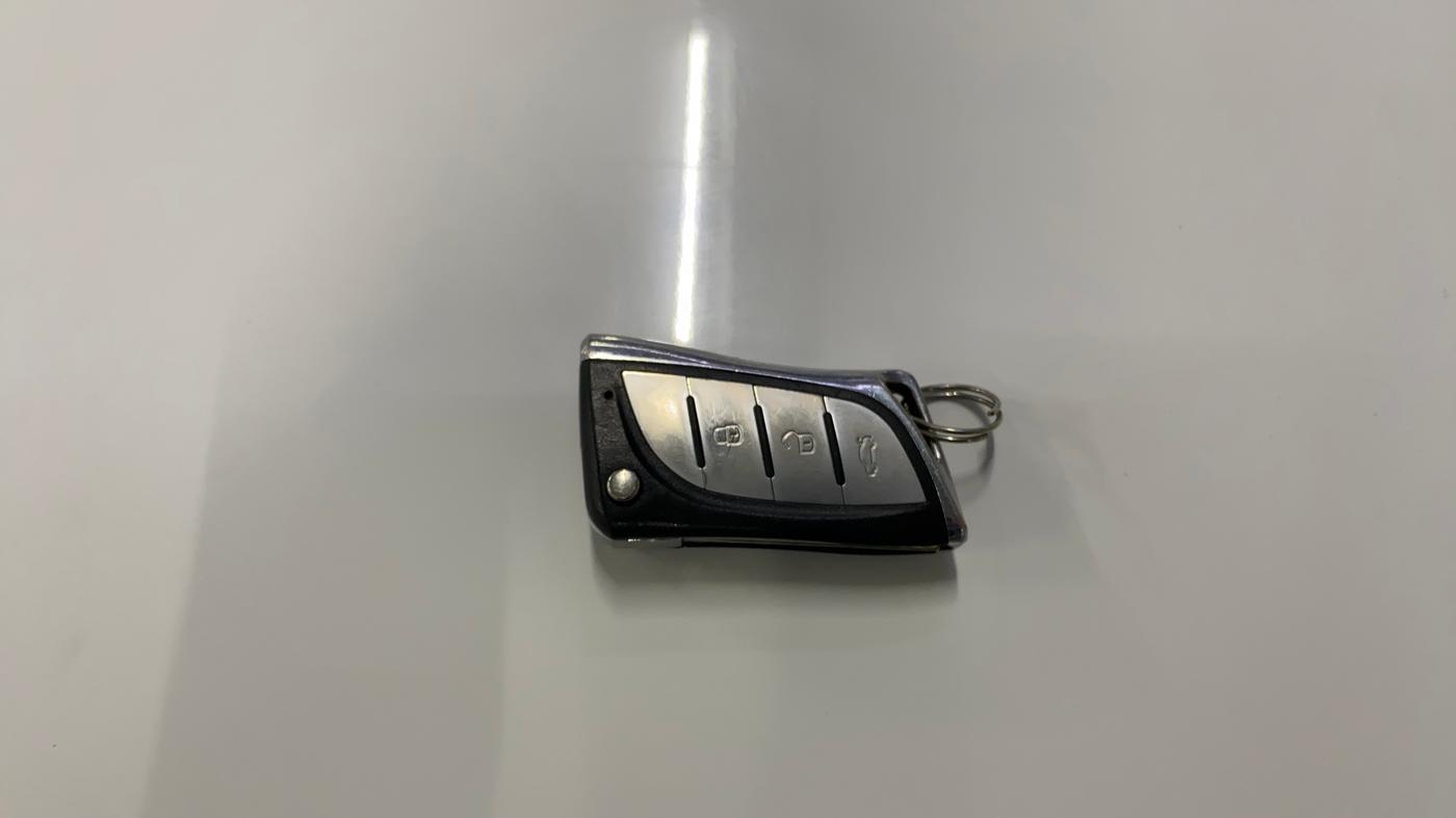2023 KIA SONET  HTE 1.5 DIESEL IMT , Diesel, Manual, 45,477 km, Key Close Up