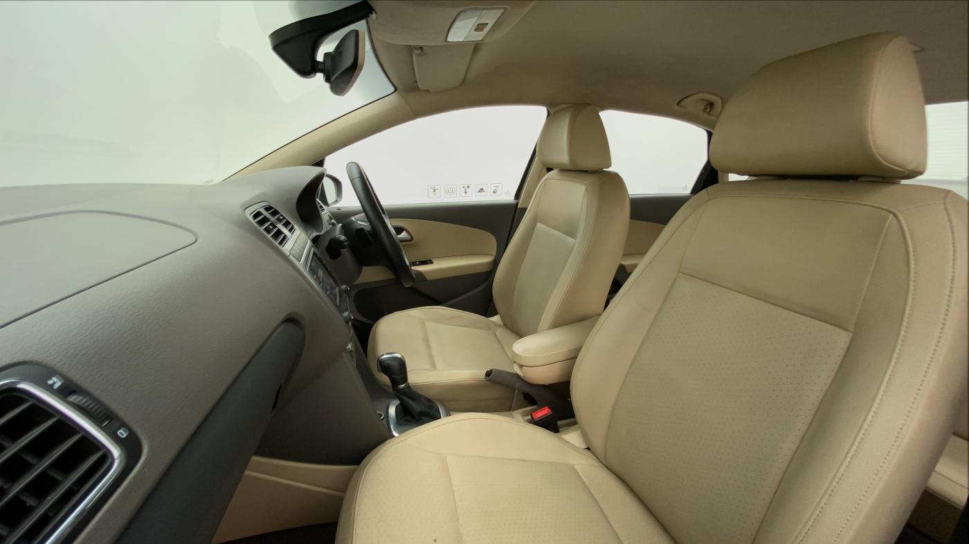 2018 Volkswagen Vento 1.2 TSI HIGHLINE PLUS AT, Petrol, Automatic, 56,924 km, Right Side Front Door Cabin