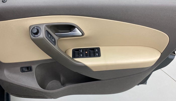2018 Volkswagen Vento 1.2 TSI HIGHLINE PLUS AT, Petrol, Automatic, 56,924 km, Driver Side Door Panels Control