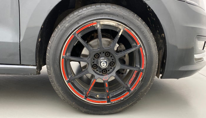 2018 Volkswagen Vento 1.2 TSI HIGHLINE PLUS AT, Petrol, Automatic, 56,924 km, Right Front Wheel