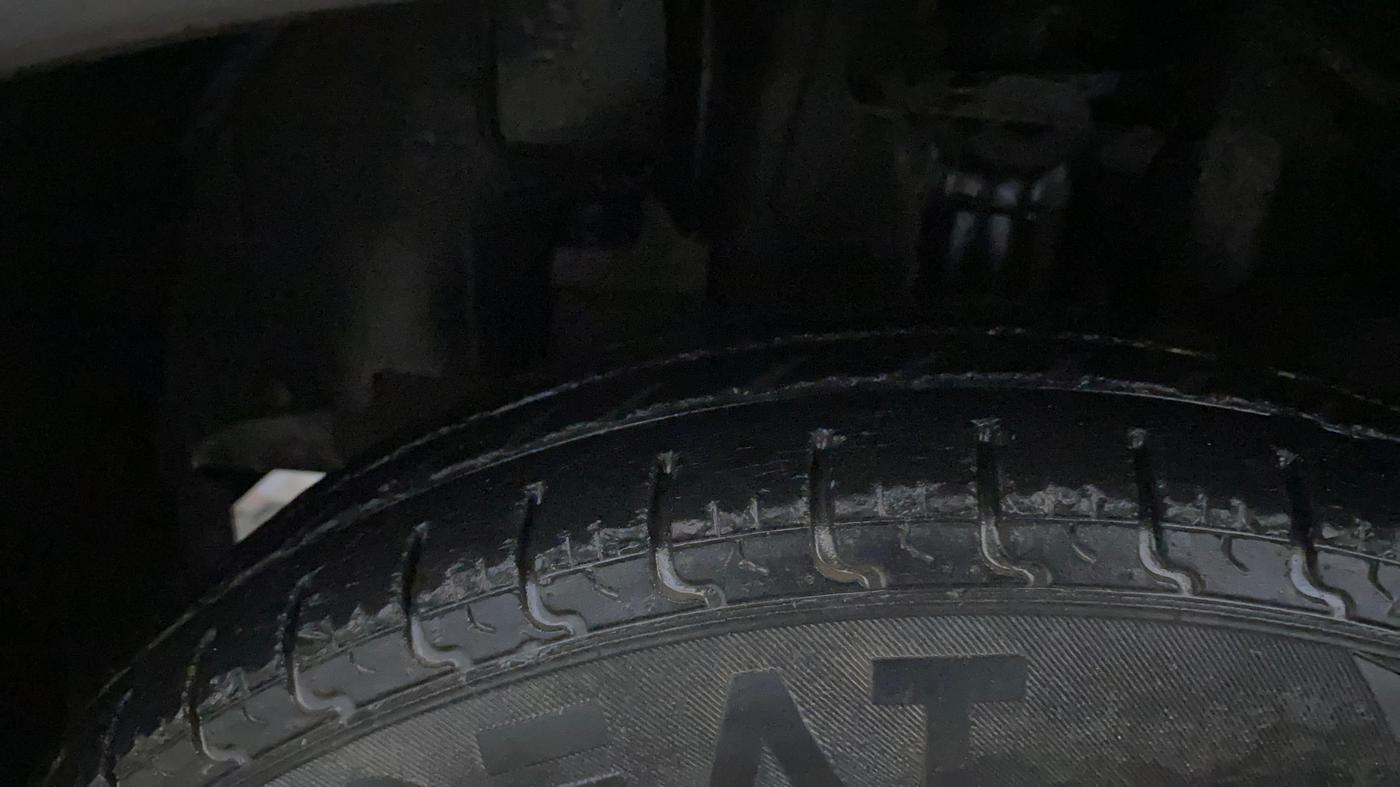 2018 Renault Kwid RXL, Petrol, Manual, 45,837 km, Left Front Tyre Tread