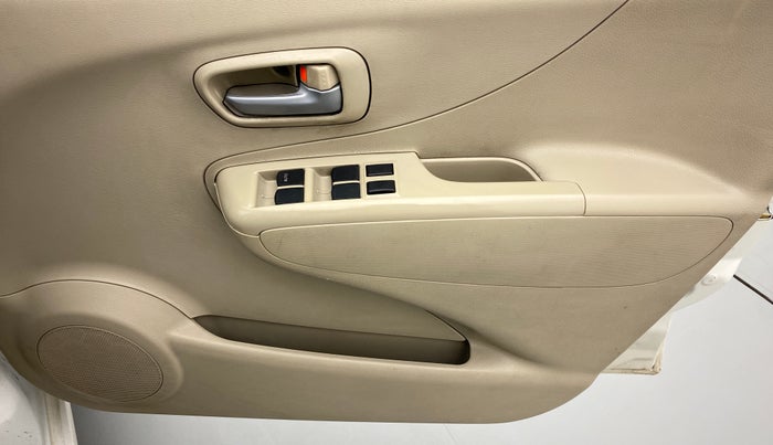 2012 Maruti A Star VXI (ABS) AT, Petrol, Automatic, 66,027 km, Driver Side Door Panels Control