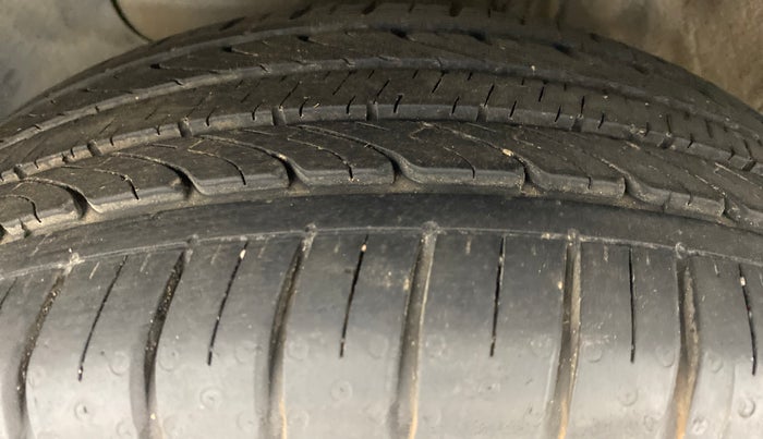 2019 Hyundai Elite i20 ASTA 1.2 (O), Petrol, Manual, 15,554 km, Left Front Tyre Tread