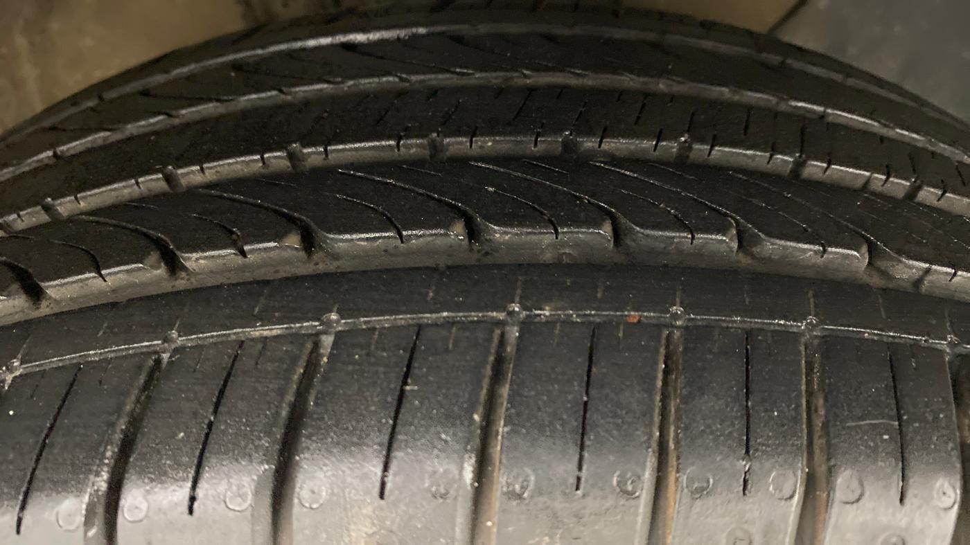 2019 Hyundai Elite i20 ASTA 1.2 (O), Petrol, Manual, 15,554 km, Right Front Tyre Tread