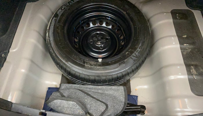 2021 Hyundai AURA SX 1.2, Petrol, Manual, 26,876 km, Spare Tyre