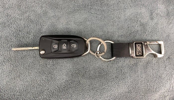 2021 Tata Tiago XZ PLUS PETROL, Petrol, Manual, 27,334 km, Key Close Up