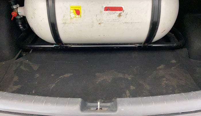 2022 Hyundai AURA S 1.2 CNG, CNG, Manual, 53,433 km, Boot Inside