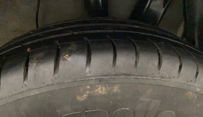 2022 Hyundai AURA S 1.2 CNG, CNG, Manual, 53,433 km, Left Rear Tyre Tread