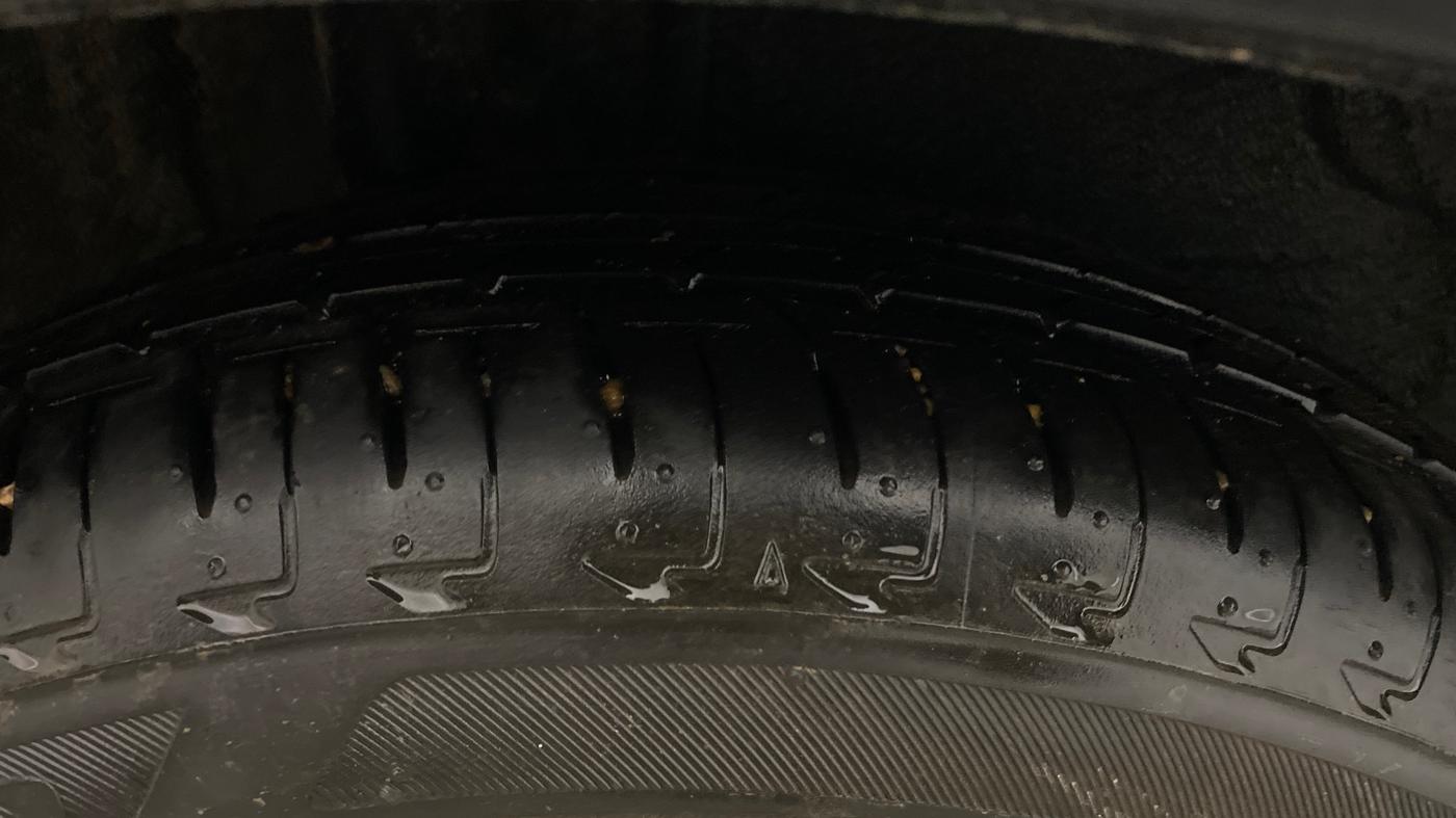 2018 Maruti IGNIS ZETA 1.2 AMT, Petrol, Automatic, 77,110 km, Right Rear Tyre Tread