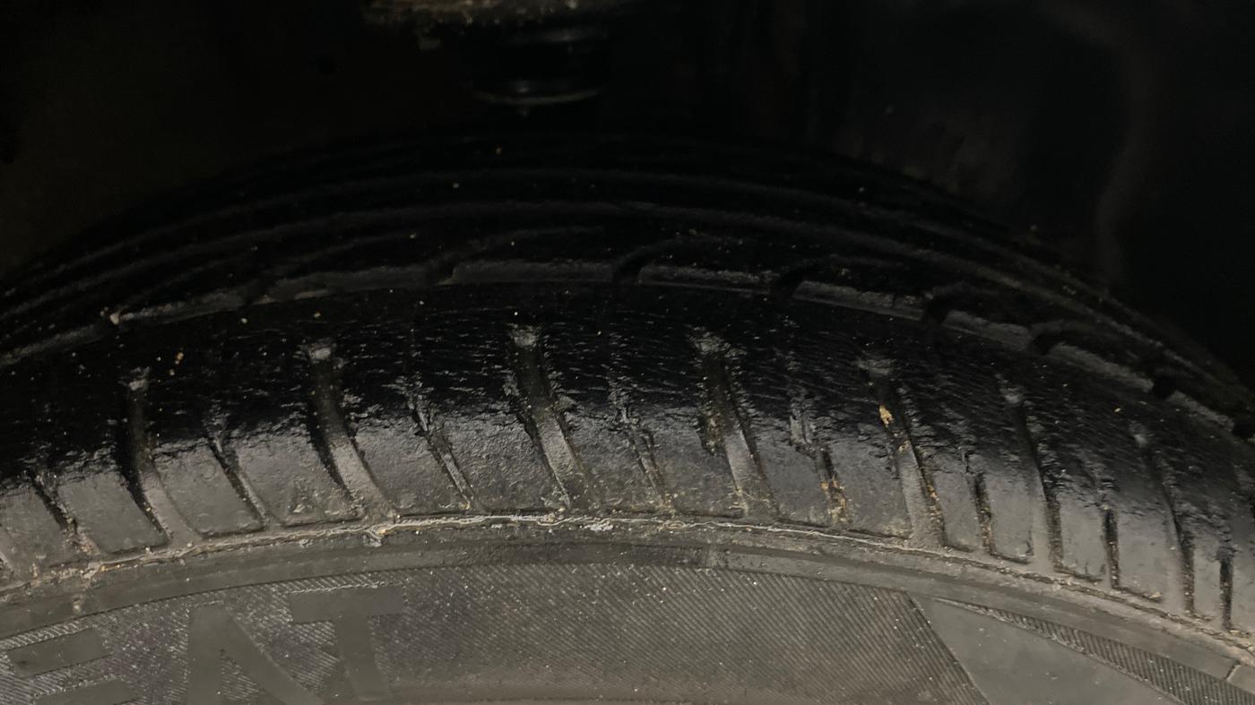 2018 Maruti IGNIS ZETA 1.2 AMT, Petrol, Automatic, 77,110 km, Right Front Tyre Tread