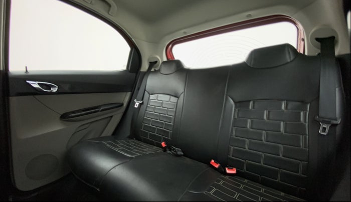 2018 Tata Tiago XZA PETROL, Petrol, Automatic, 31,440 km, Right Side Rear Door Cabin