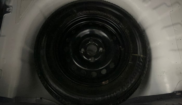 2016 Hyundai Elite i20 MAGNA 1.2, Petrol, Manual, 60,947 km, Spare Tyre