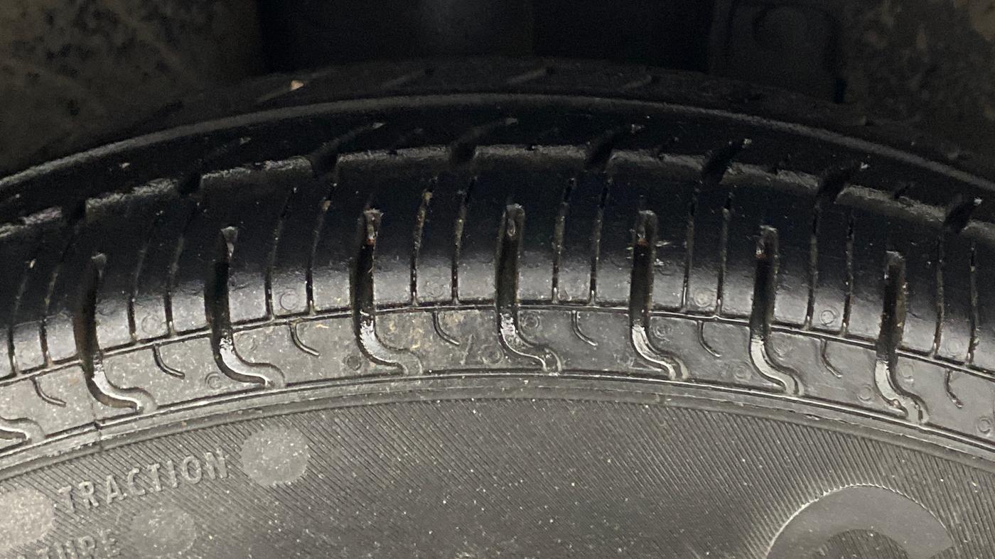 2016 Renault Kwid RXT 0.8, Petrol, Manual, 81,764 km, Right Front Tyre Tread