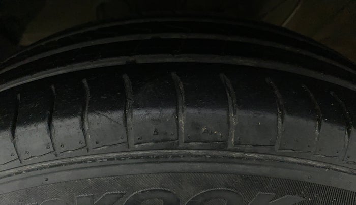 2019 Hyundai NEW SANTRO 1.1 MAGNA MT, Petrol, Manual, 37,687 km, Left Front Tyre Tread