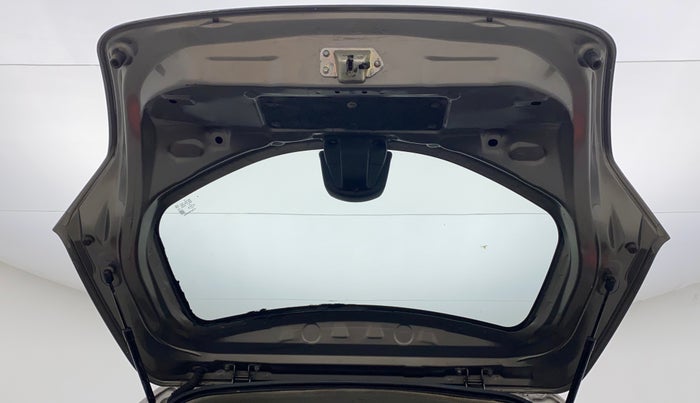 2017 Datsun Go T, Petrol, Manual, 1,02,317 km, Boot Door Open