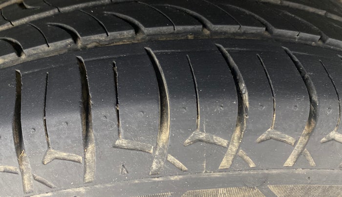 2019 Hyundai Elite i20 MAGNA PLUS 1.2, Petrol, Manual, 82,309 km, Left Rear Tyre Tread