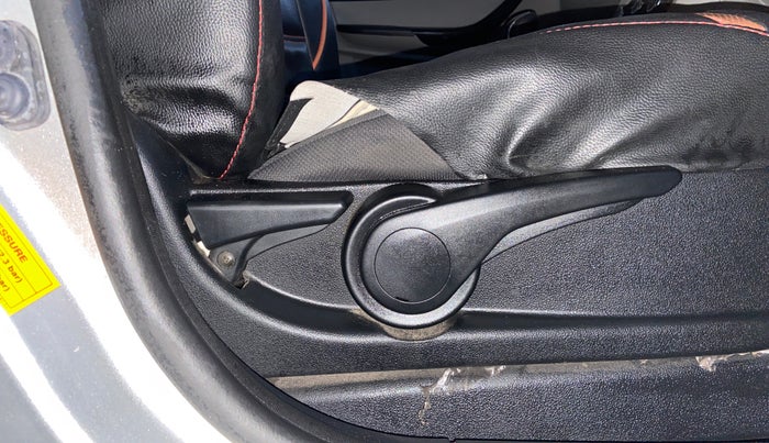 2017 Tata Tiago XZ PETROL, Petrol, Manual, 11,782 km, Driver Side Adjustment Panel