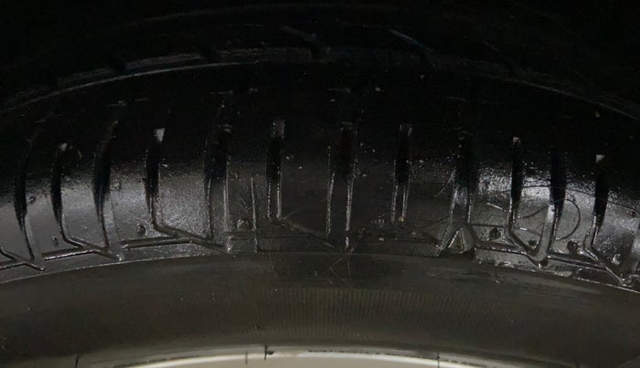 2017 Tata Tiago XZ PETROL, Petrol, Manual, 11,782 km, Left Rear Tyre Tread