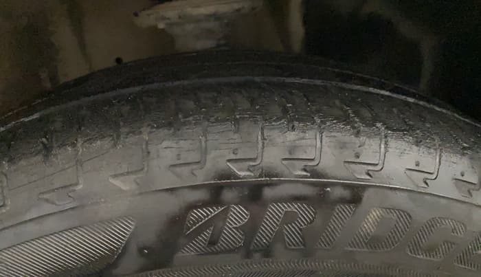 2017 Maruti IGNIS DELTA 1.2 AMT, Petrol, Automatic, 80,848 km, Right Front Tyre Tread