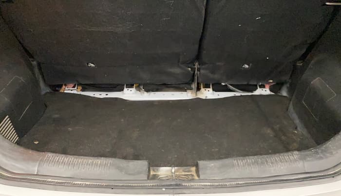2017 Maruti IGNIS DELTA 1.2 AMT, Petrol, Automatic, 80,848 km, Boot Inside