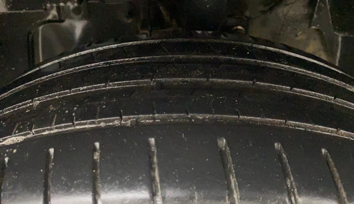 2018 Tata NEXON XE PETROL, Petrol, Manual, 40,444 km, Left Front Tyre Tread